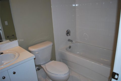 Adosado en alquiler en Cutler Bay, Florida, 4 dormitorios, 157 m2 № 2030805 - foto 10