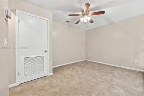 Touwnhouse à vendre à West Palm Beach, Floride: 2 chambres, 105.63 m2 № 2384880 - photo 20