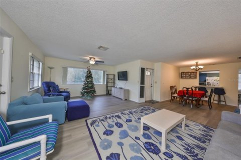Condominio en venta en Sun City Center, Florida, 2 dormitorios, 106.84 m2 № 1531362 - foto 8