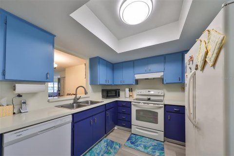 Condominio en venta en Sun City Center, Florida, 2 dormitorios, 106.84 m2 № 1531362 - foto 12