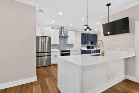 Villa ou maison à vendre à Stuart, Floride: 3 chambres, 181.35 m2 № 2285847 - photo 4