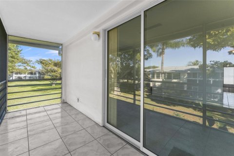 Condo in Deerfield Beach, Florida, 1 bedroom  № 2247034 - photo 24