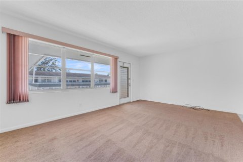 Condo in Deerfield Beach, Florida, 1 bedroom  № 2247034 - photo 7