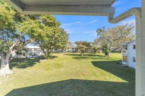 Condo in Deerfield Beach, Florida, 1 bedroom  № 2247034 - photo 22
