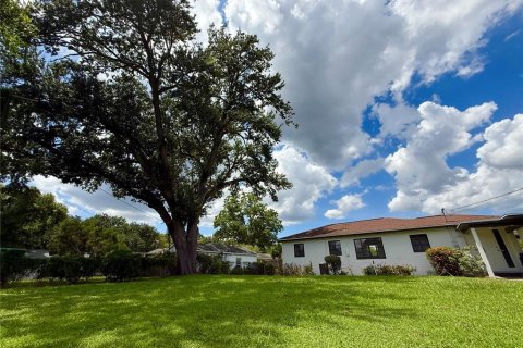 Villa ou maison à louer à Orlando, Floride: 2 chambres, 101.91 m2 № 1875910 - photo 26