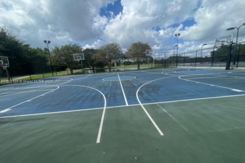 Снять в аренду виллу или дом в Бока-Ратон, Флорида 4 спальни, 216.56м2, № 1947359 - фото 16