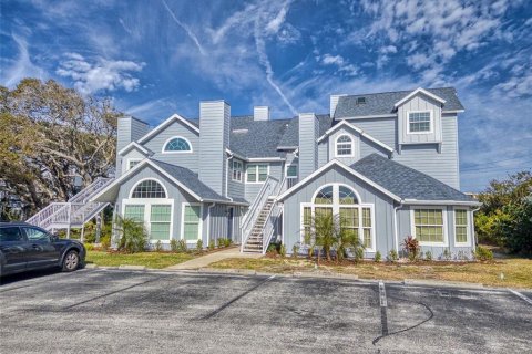 Condo in New Smyrna Beach, Florida, 2 bedrooms № 2105603 - photo 2