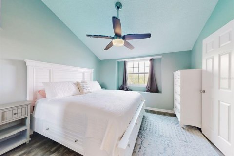 Condo in New Smyrna Beach, Florida, 2 bedrooms № 2105603 - photo 23