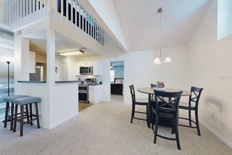 Condo in New Smyrna Beach, Florida, 2 bedrooms № 2105603 - photo 7