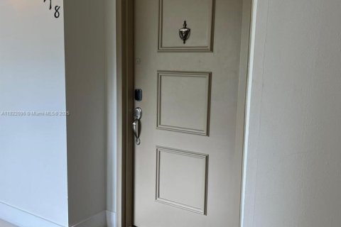Купить кондоминиум в Уэстон, Флорида 2 спальни, 102.75м2, № 1783748 - фото 4
