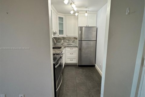 Condominio en venta en Miami, Florida, 2 dormitorios, 102.1 m2 № 2013277 - foto 5