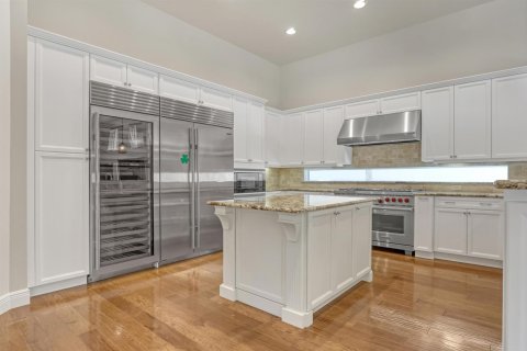House in Boca Raton, Florida 6 bedrooms, 465.16 sq.m. № 2268809 - photo 11