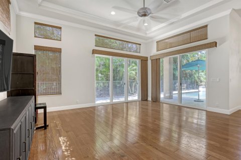 House in Boca Raton, Florida 6 bedrooms, 465.16 sq.m. № 2268809 - photo 21