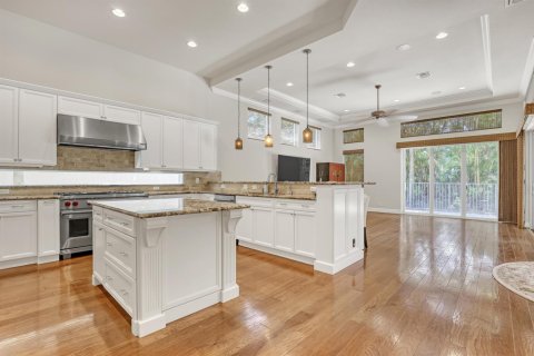 House in Boca Raton, Florida 6 bedrooms, 465.16 sq.m. № 2268809 - photo 16
