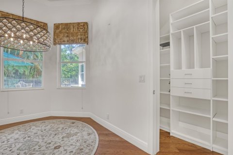 House in Boca Raton, Florida 6 bedrooms, 465.16 sq.m. № 2268809 - photo 20