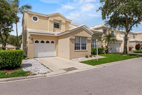 Casa en venta en Plantation, Florida, 3 dormitorios, 177.07 m2 № 1828972 - foto 2