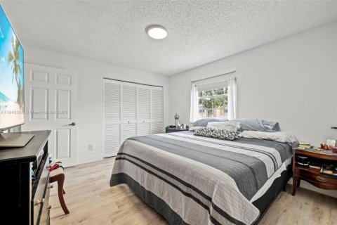 Casa en venta en Plantation, Florida, 3 dormitorios, 177.07 m2 № 1828972 - foto 16