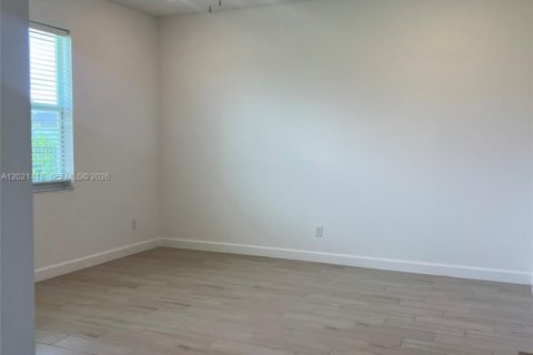 House in Loxahatchee Groves, Florida 4 bedrooms, 209.59 sq.m. № 2083515 - photo 10