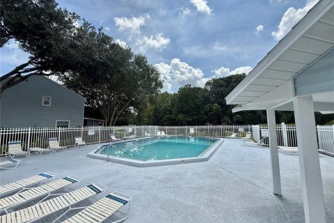 Touwnhouse à louer à Winter Springs, Floride: 2 chambres, 103.49 m2 № 2430371 - photo 2