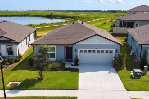 Casa en Lake Alfred, Florida 4 dormitorios, 171.87 m2 № 2315291