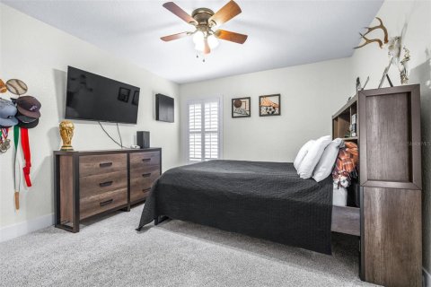 House in Haines City, Florida 4 bedrooms, 263.01 sq.m. № 2402780 - photo 28