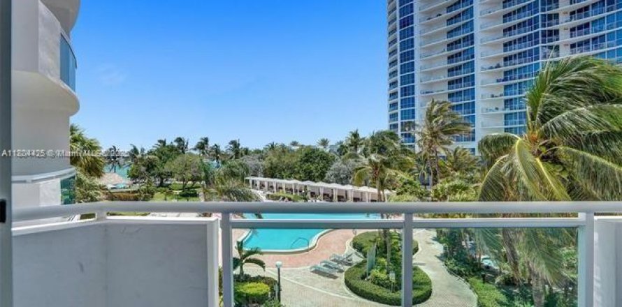 Condo in Hollywood, Florida, 1 bedroom № 1727902