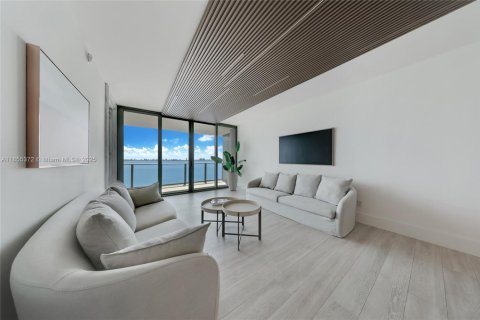 Condominio en venta en Miami, Florida, 3 dormitorios, 141.77 m2 № 1891220 - foto 5