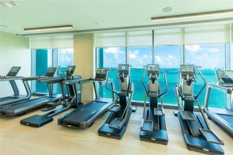 Condominio en venta en Miami, Florida, 3 dormitorios, 141.77 m2 № 1891220 - foto 18