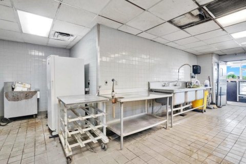 Immobilier commercial à vendre à Orlando, Floride: 117.24 m2 № 2167621 - photo 14