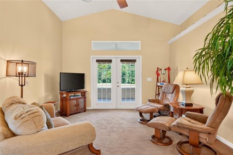 Villa ou maison à vendre à Umatilla, Floride: 2 chambres, 118.36 m2 № 2398778 - photo 18