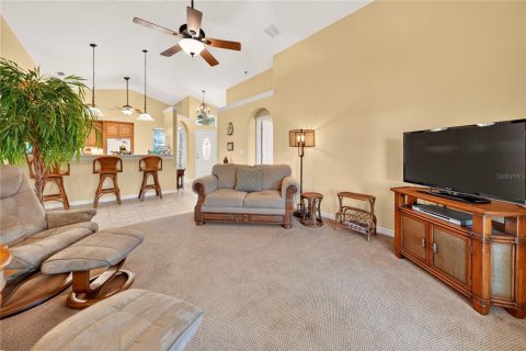 Villa ou maison à vendre à Umatilla, Floride: 2 chambres, 118.36 m2 № 2398778 - photo 16