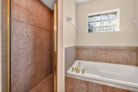 Villa ou maison à vendre à Umatilla, Floride: 2 chambres, 118.36 m2 № 2398778 - photo 29