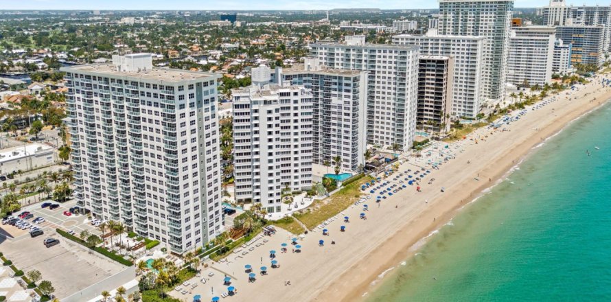 Condo in Fort Lauderdale, Florida, 2 bedrooms  № 1151993