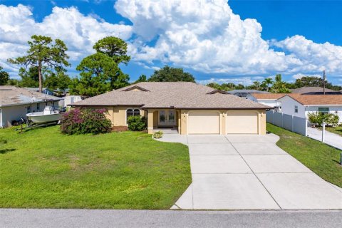 Villa ou maison à Englewood, Floride 2 chambres, 153.94 m2 № 2425917