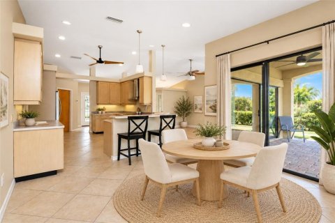 Villa ou maison à vendre à Englewood, Floride: 2 chambres, 153.94 m2 № 2425917 - photo 19