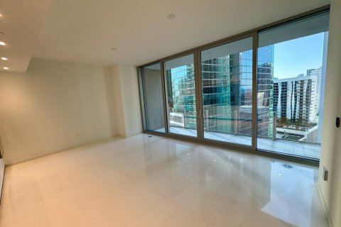 Condo in Miami, Florida, 1 bedroom  № 2082557 - photo 11