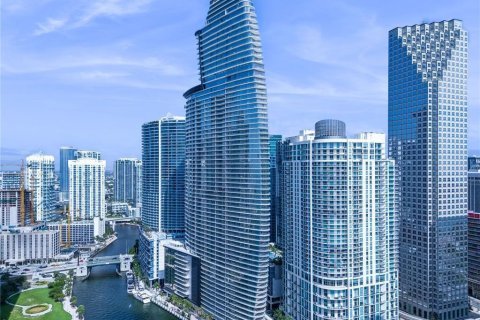 Condo in Miami, Florida, 1 bedroom  № 2082557 - photo 7