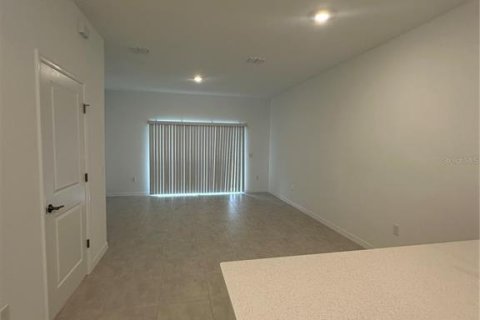 Townhouse in Kissimmee, Florida 2 bedrooms, 112.5 sq.m. № 2227653 - photo 8