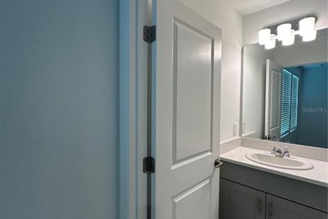 Townhouse in Kissimmee, Florida 2 bedrooms, 112.5 sq.m. № 2227653 - photo 12