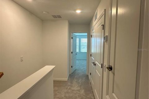 Townhouse in Kissimmee, Florida 2 bedrooms, 112.5 sq.m. № 2227653 - photo 3