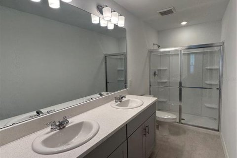 Townhouse in Kissimmee, Florida 2 bedrooms, 112.5 sq.m. № 2227653 - photo 4