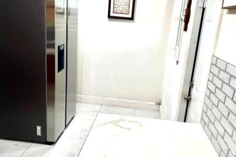 House in Marathon, Florida 2 bedrooms, 75.25 sq.m. № 1721661 - photo 4