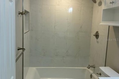 Copropriété à louer à Tampa, Floride: 2 chambres, 73.58 m2 № 2420223 - photo 12