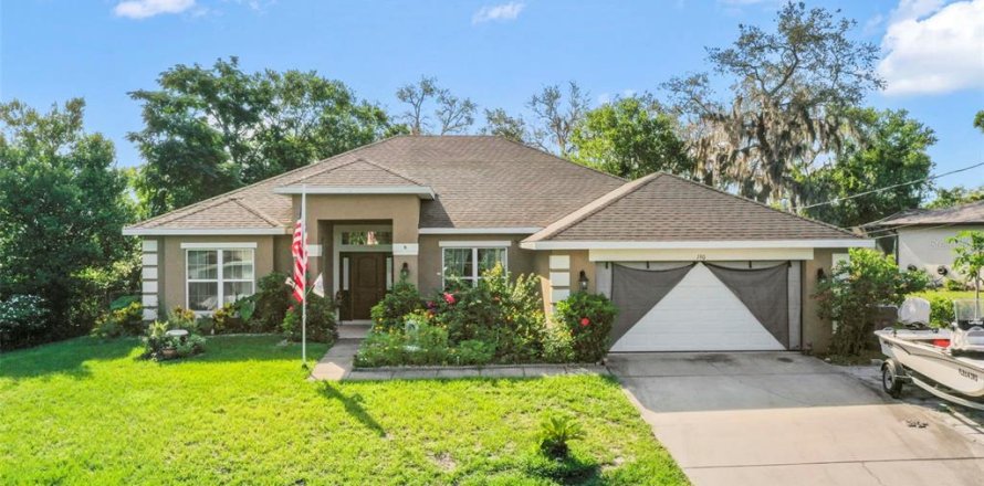 Casa en Spring Hill, Florida 4 dormitorios, 216.46 m2 № 1832183