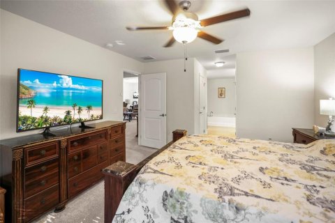 Casa en venta en Spring Hill, Florida, 4 dormitorios, 216.46 m2 № 1832183 - foto 17
