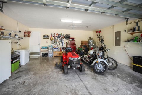 Casa en venta en Spring Hill, Florida, 4 dormitorios, 216.46 m2 № 1832183 - foto 28