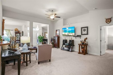Casa en venta en Spring Hill, Florida, 4 dormitorios, 216.46 m2 № 1832183 - foto 25