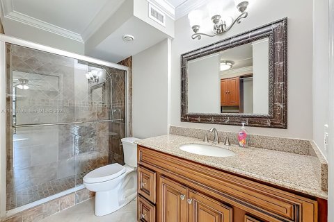 Снять в аренду кондоминиум в Форт-Лодердейл, Флорида 2 спальни, 103.12м2, № 2043554 - фото 18