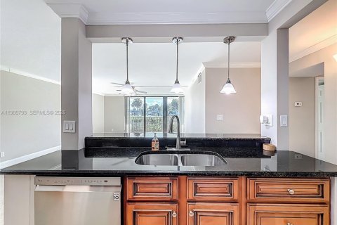 Снять в аренду кондоминиум в Форт-Лодердейл, Флорида 2 спальни, 103.12м2, № 2043554 - фото 6