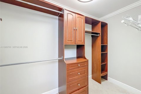 Снять в аренду кондоминиум в Форт-Лодердейл, Флорида 2 спальни, 103.12м2, № 2043554 - фото 16